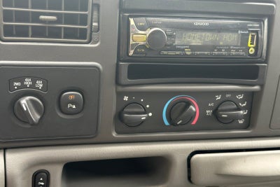 2004 Ford F-350SD Lariat