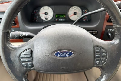 2006 Ford F-350SD Base