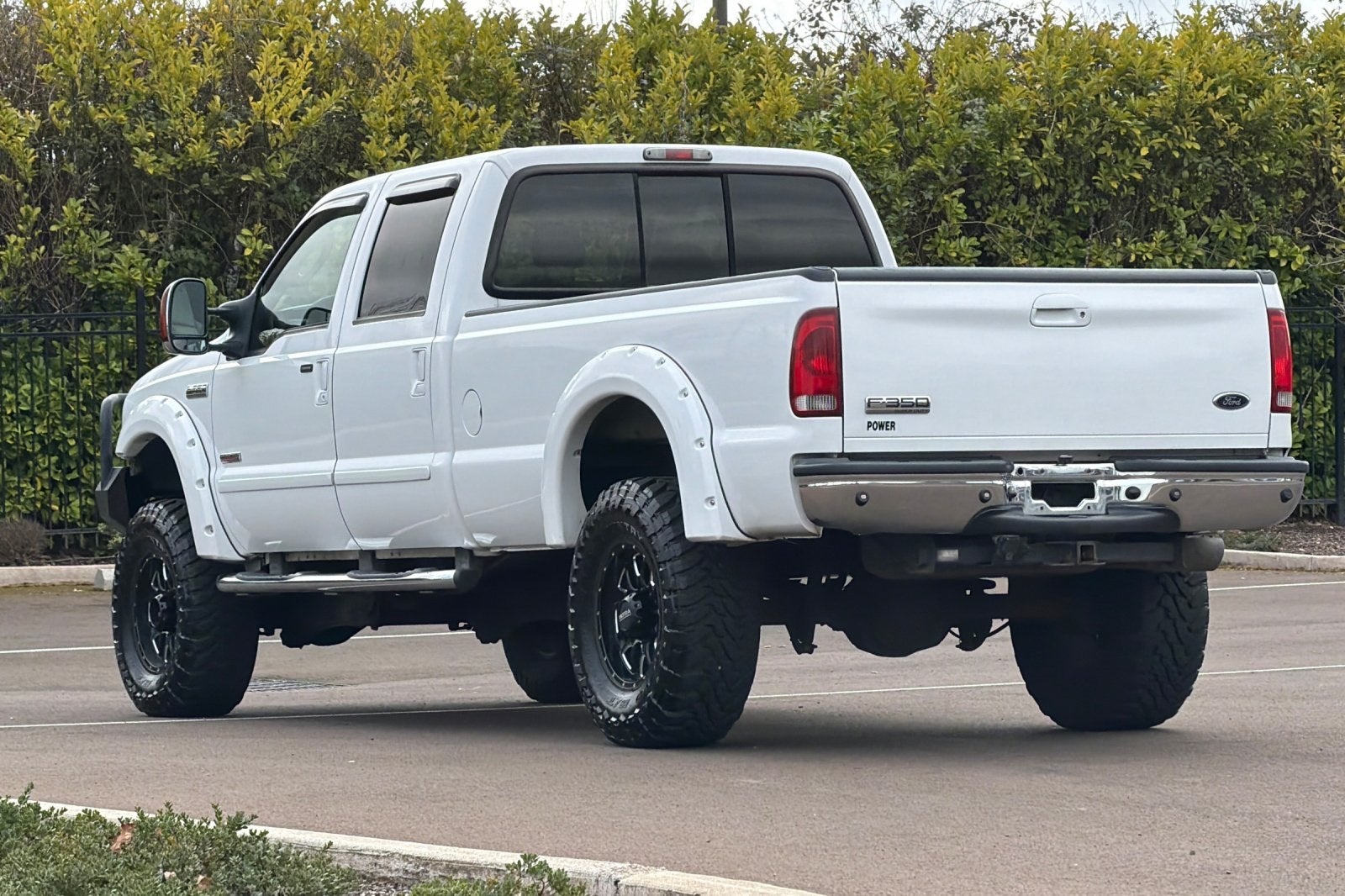 2006 Ford F-350SD Base