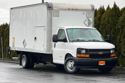 2017 Chevrolet Express 4500 Base Cutaway