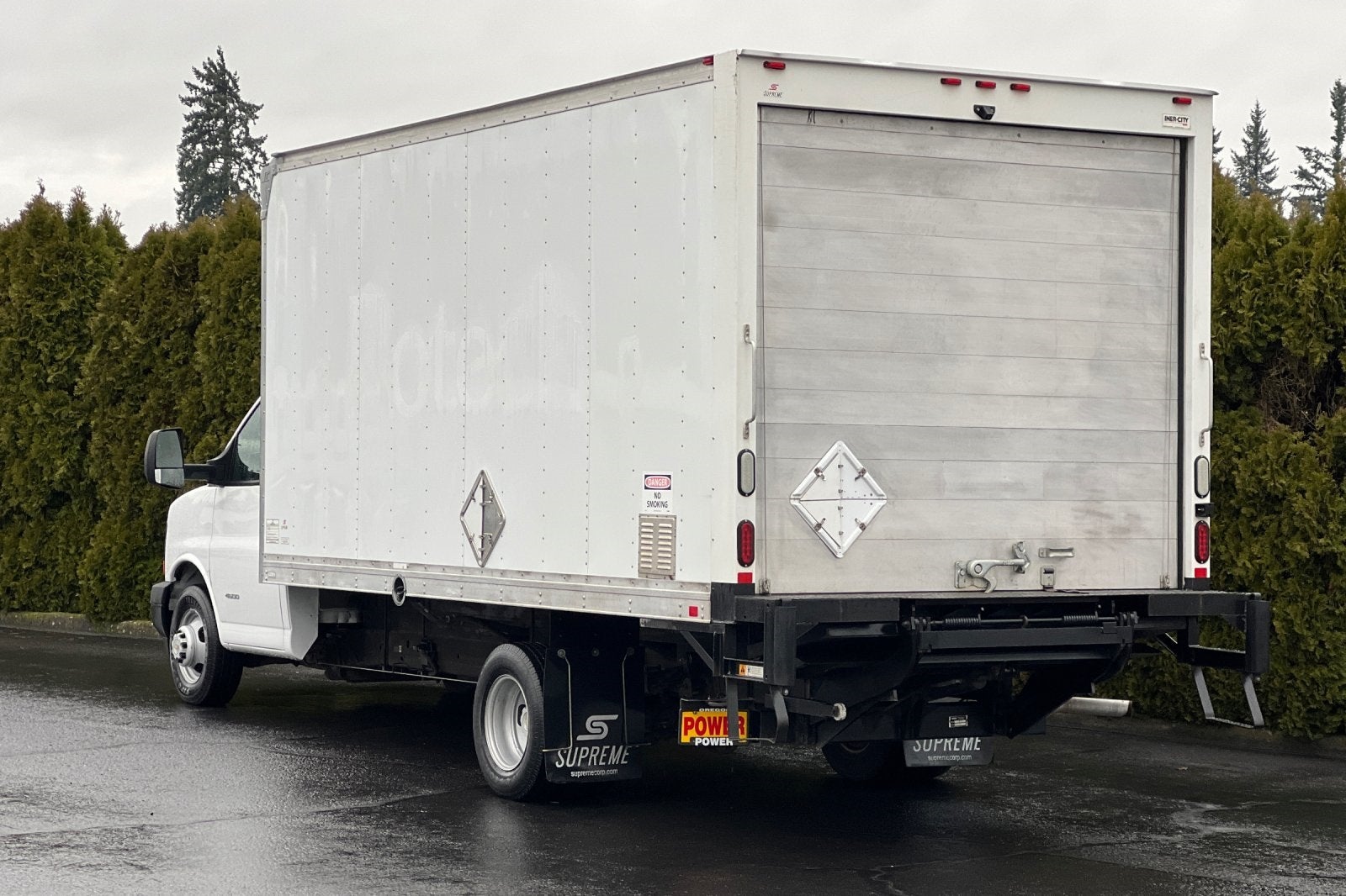 2017 Chevrolet Express 4500 Base Cutaway