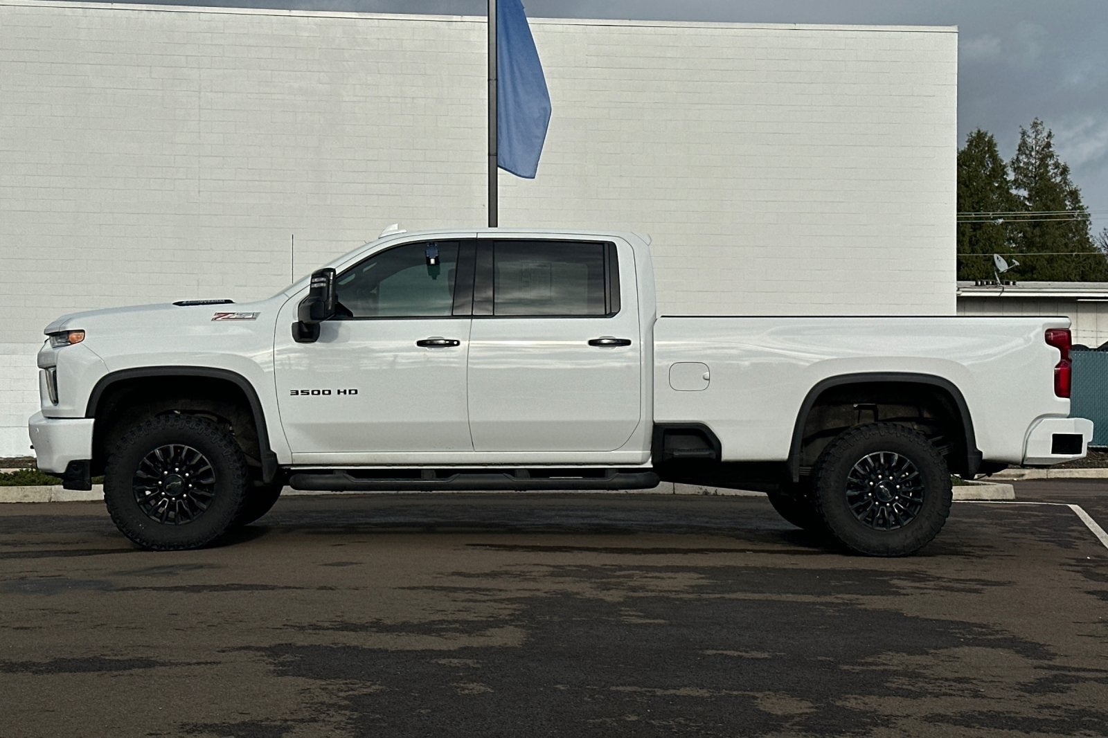 2023 Chevrolet Silverado 3500HD LTZ