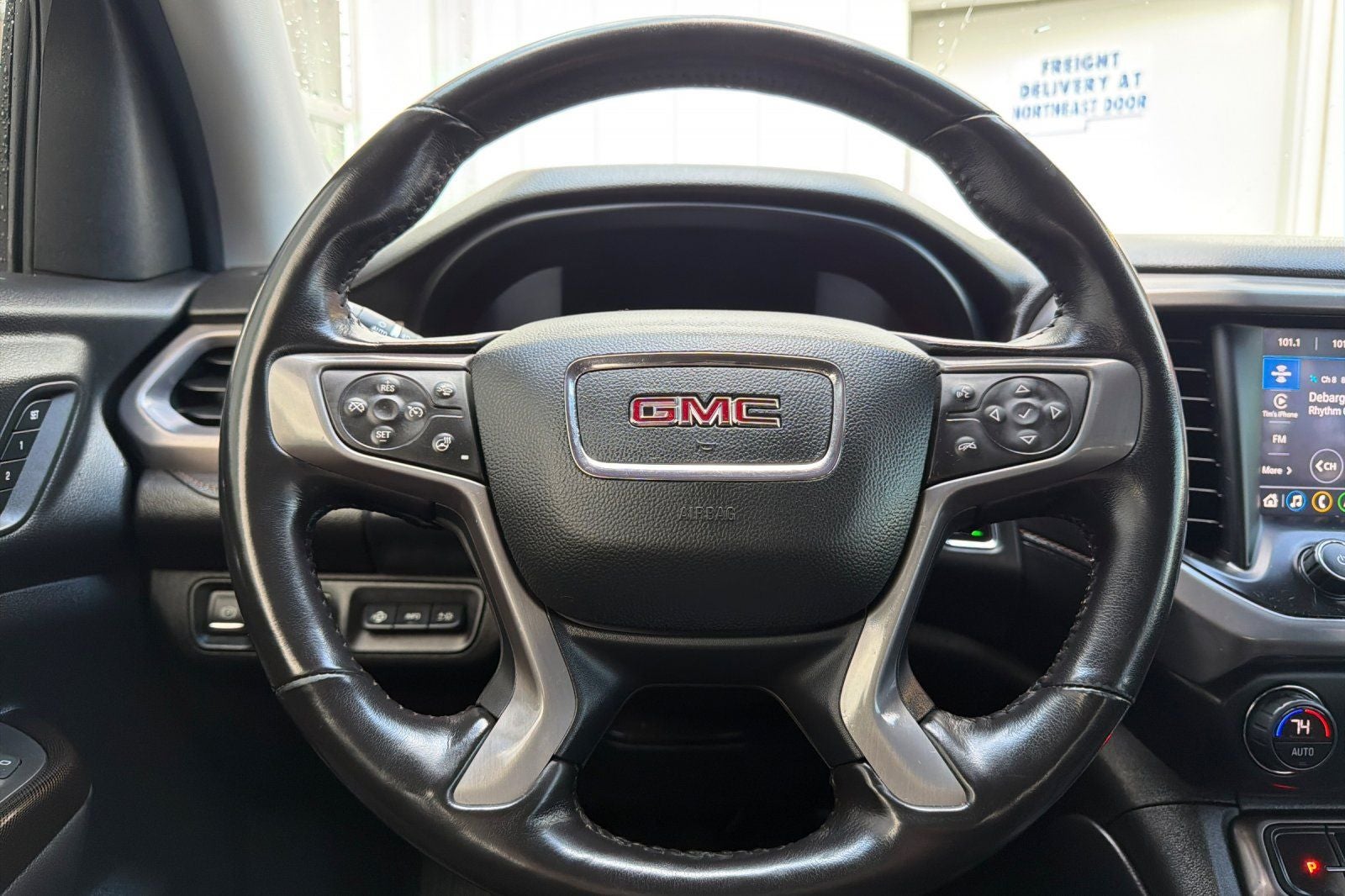 2022 GMC Acadia AT4