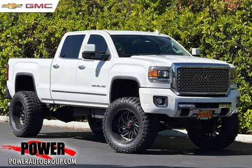 2015 GMC Sierra 2500HD Denali