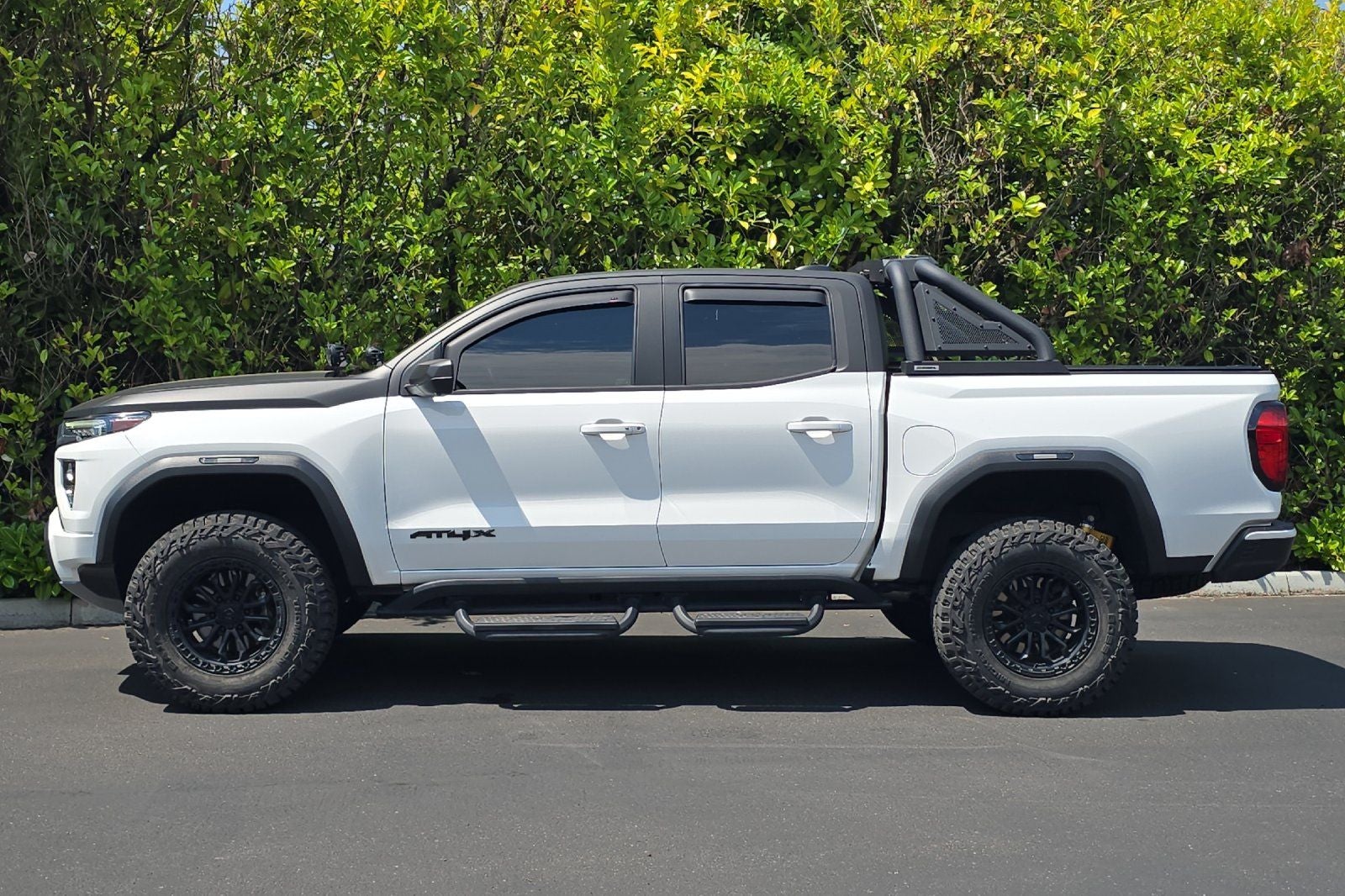 2023 GMC Canyon AT4X