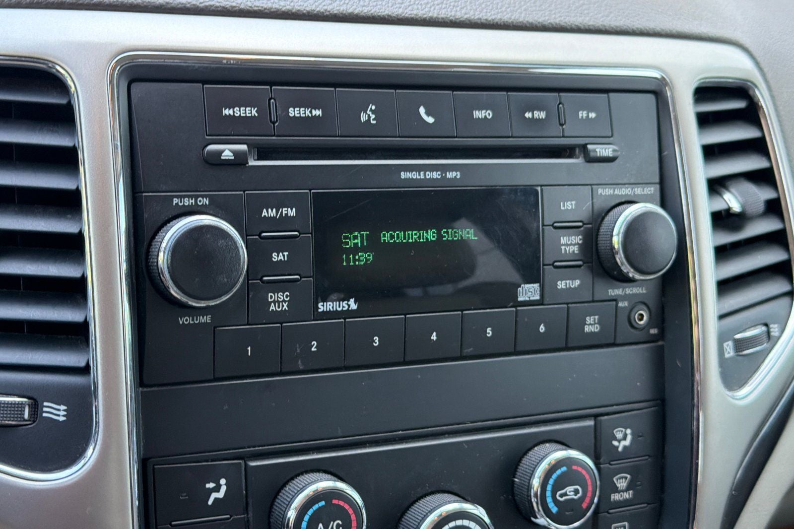 2011 Jeep Grand Cherokee Laredo