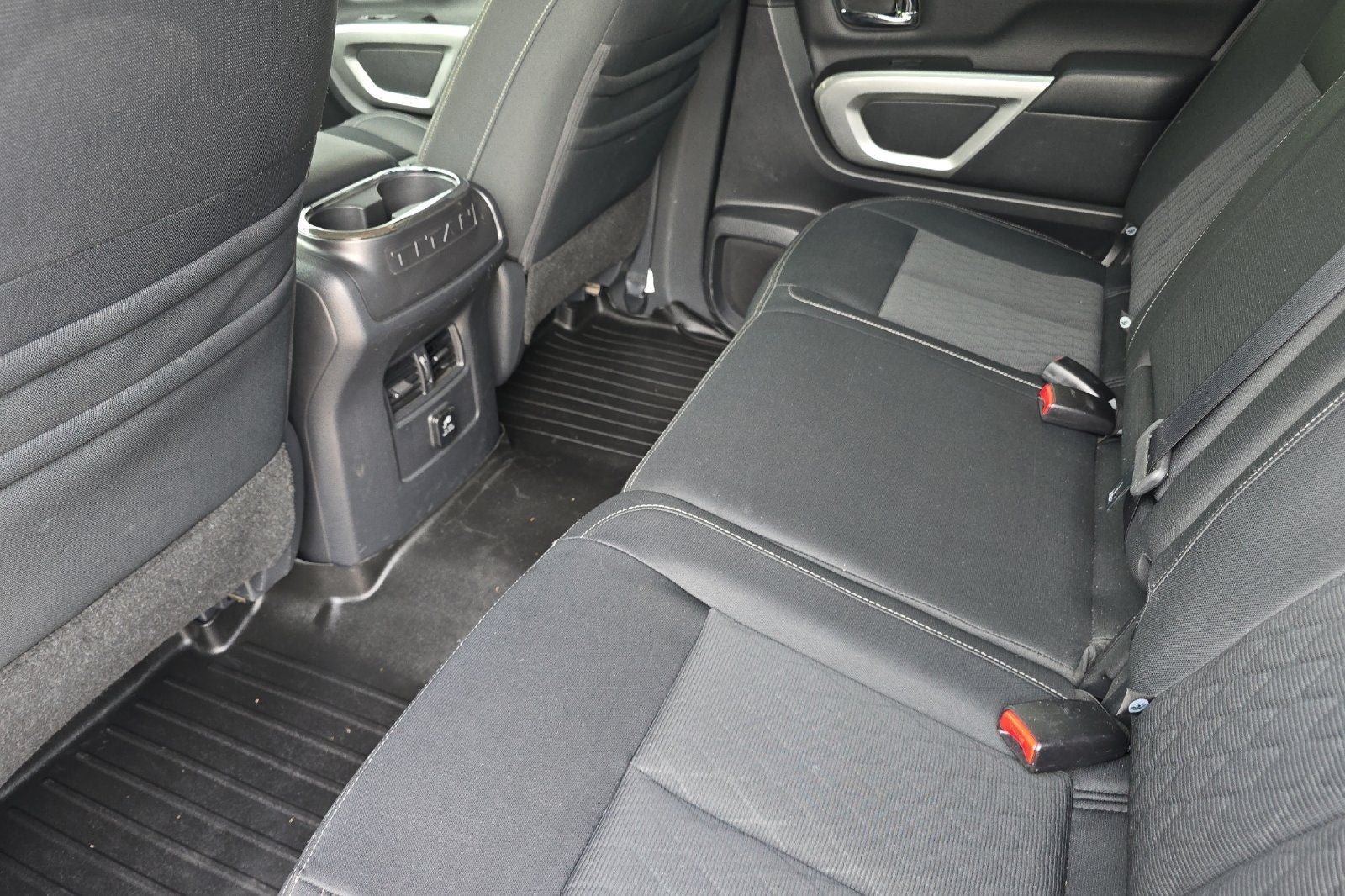 2018 Nissan Titan XD SV