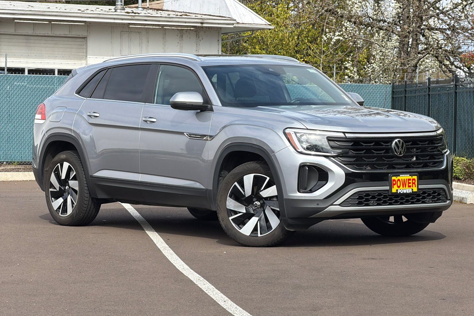 2024 Volkswagen Atlas Cross Sport 2.0T SE w/Technology