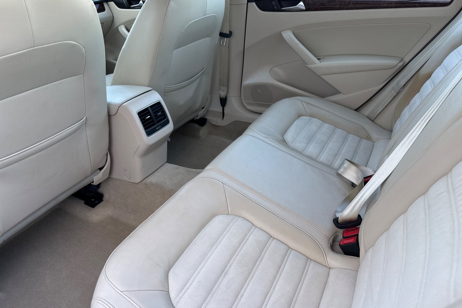 2013 Volkswagen Passat TDI SEL Premium