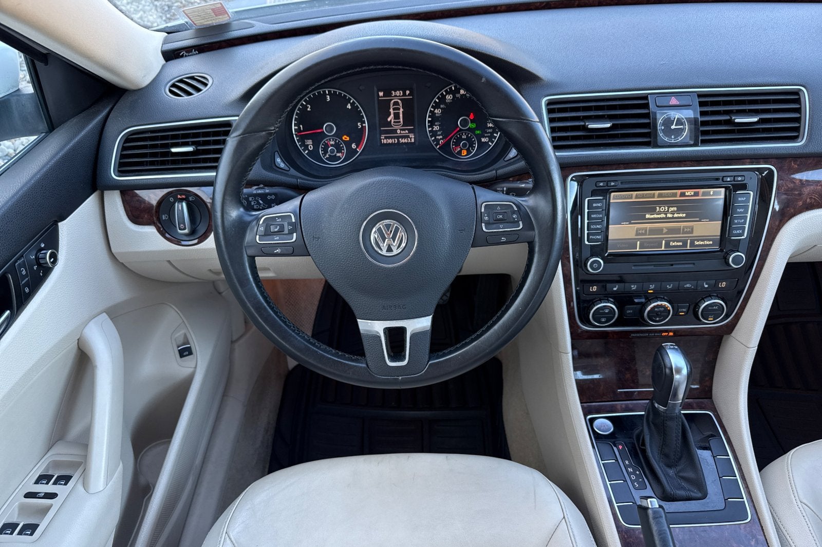 2013 Volkswagen Passat TDI SEL Premium