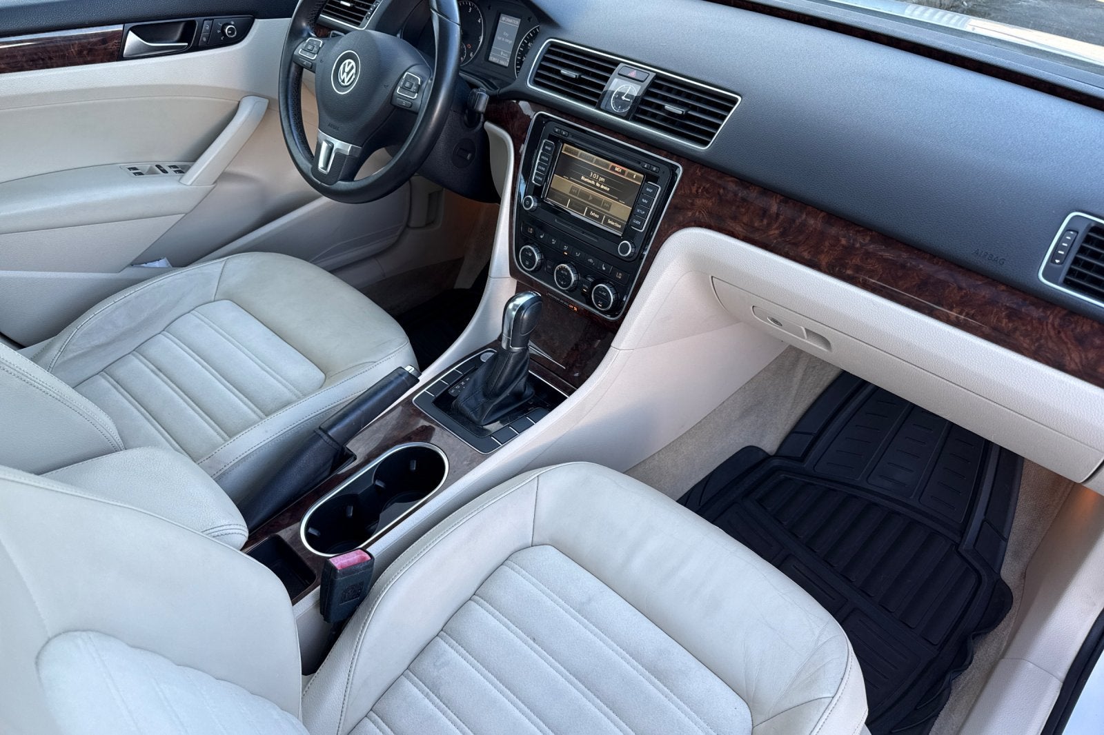 2013 Volkswagen Passat TDI SEL Premium