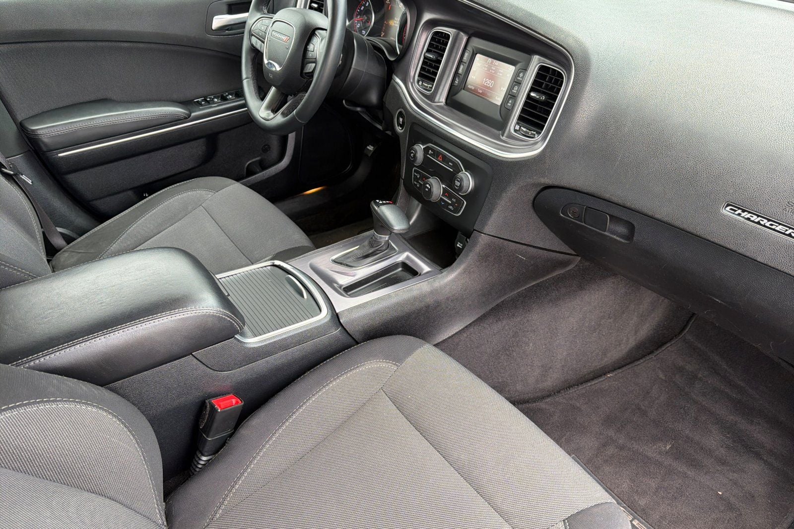 2015 Dodge Charger SE