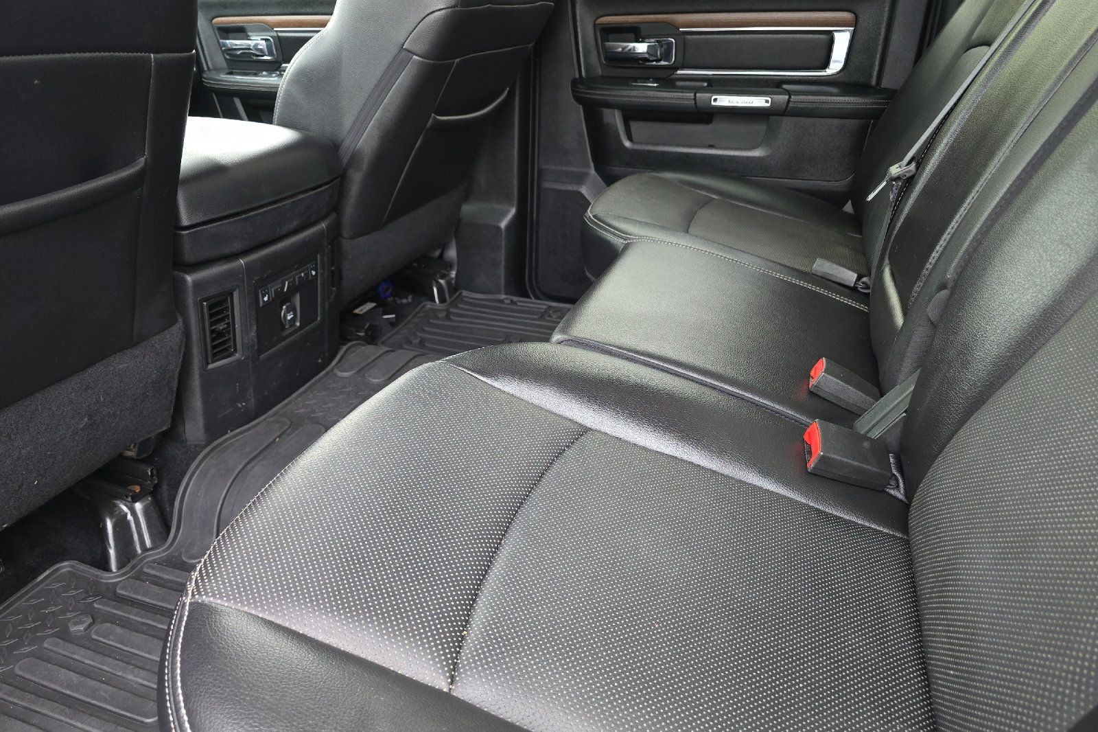 2016 RAM 3500 Laramie