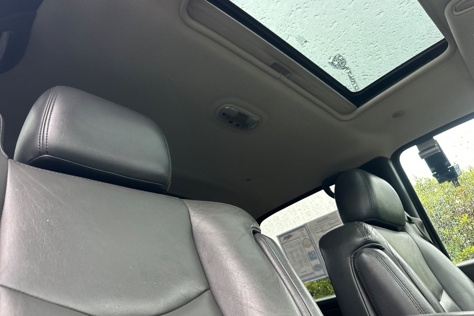 2004 Chevrolet Avalanche 1500 Base