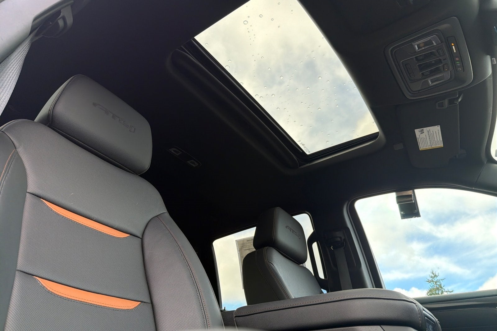 2025 GMC Sierra 1500 AT4