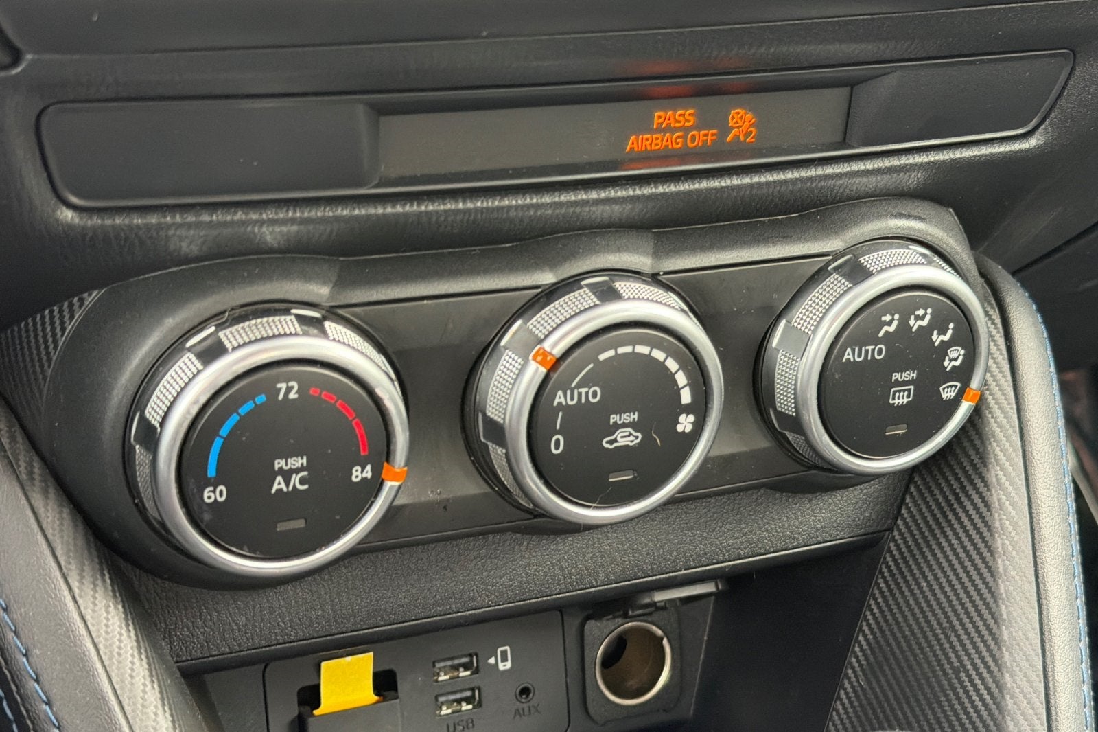 2020 Toyota Yaris XLE