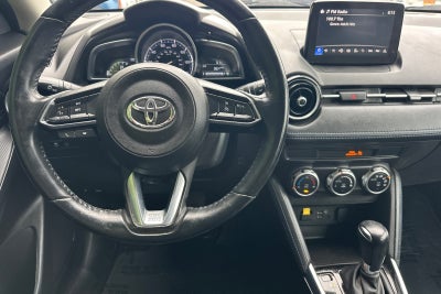 2020 Toyota Yaris XLE