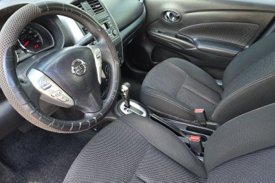 2017 Nissan Versa 1.6 SV