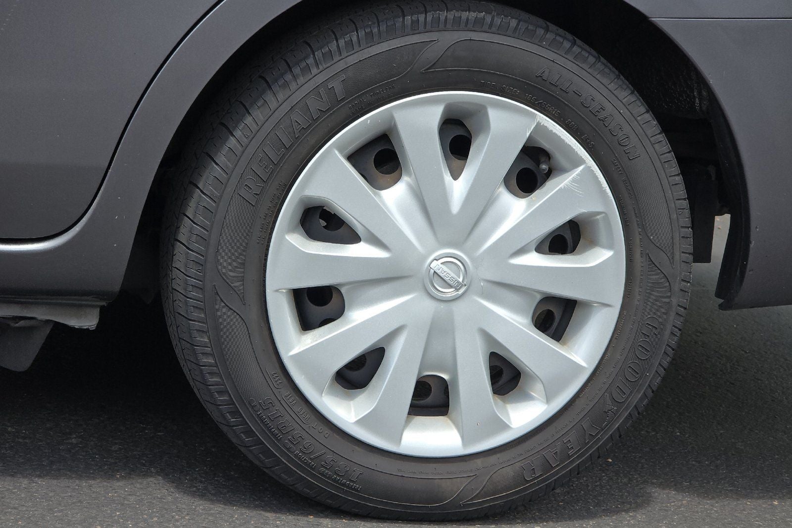 2017 Nissan Versa 1.6 SV