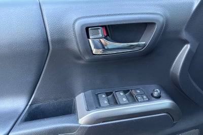 2023 Toyota Tacoma Limited V6