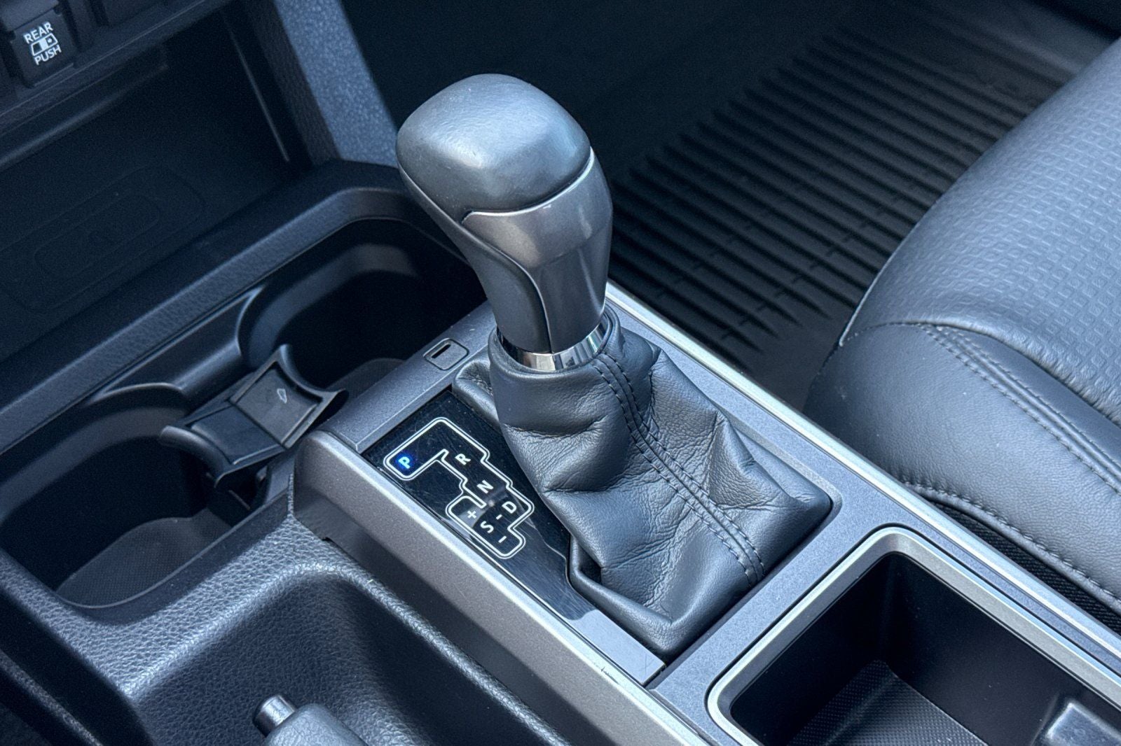 2023 Toyota Tacoma Limited V6