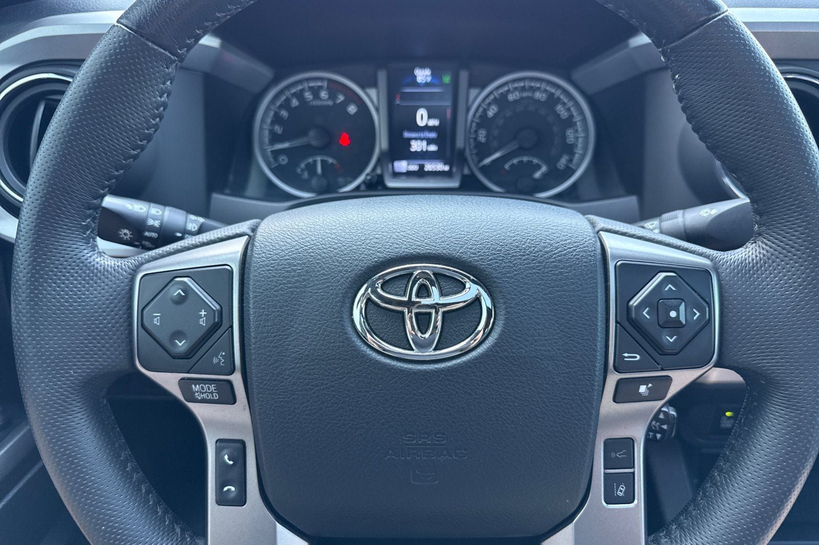 2023 Toyota Tacoma Limited V6