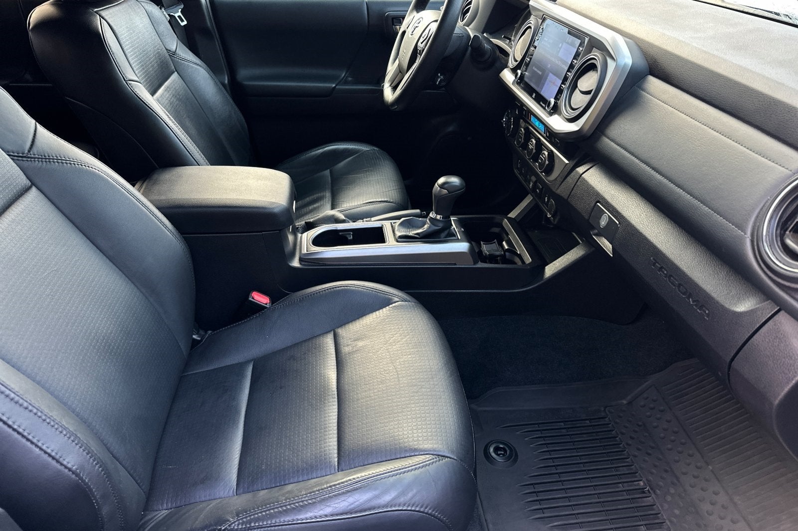 2023 Toyota Tacoma Limited V6