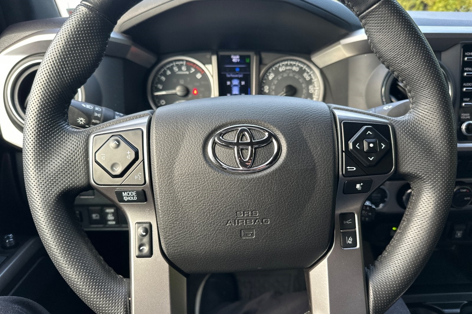 2023 Toyota Tacoma Limited V6