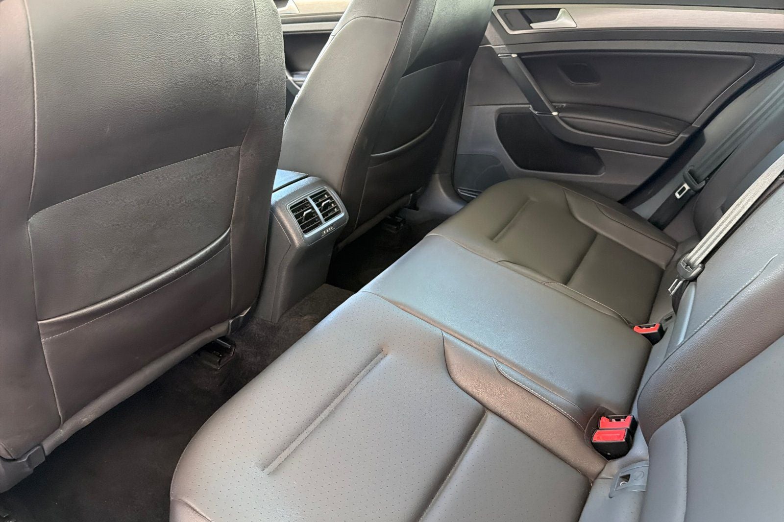 2015 Volkswagen Golf SportWagen SEL TDI