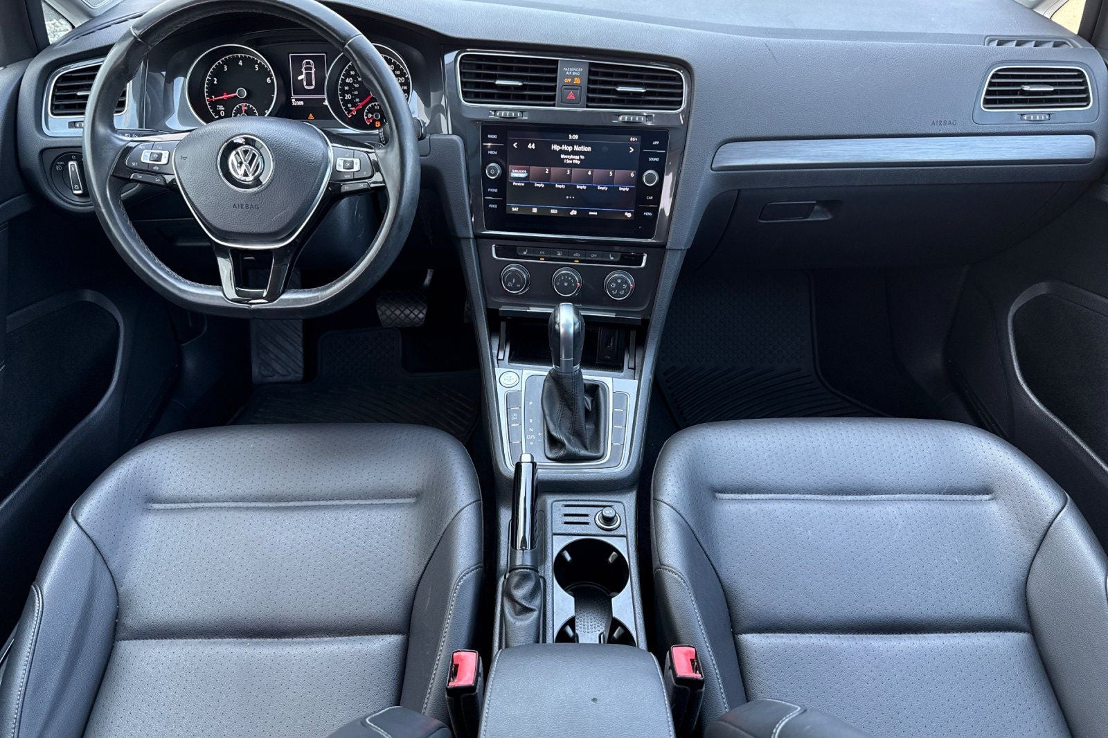 2019 Volkswagen Golf SportWagen S
