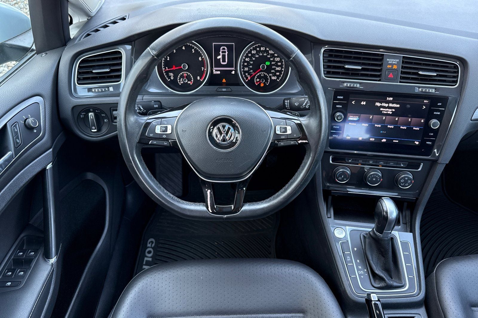 2019 Volkswagen Golf SportWagen S