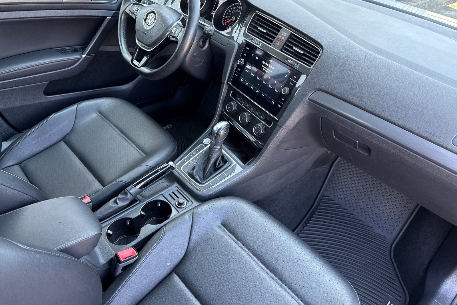 2019 Volkswagen Golf SportWagen S