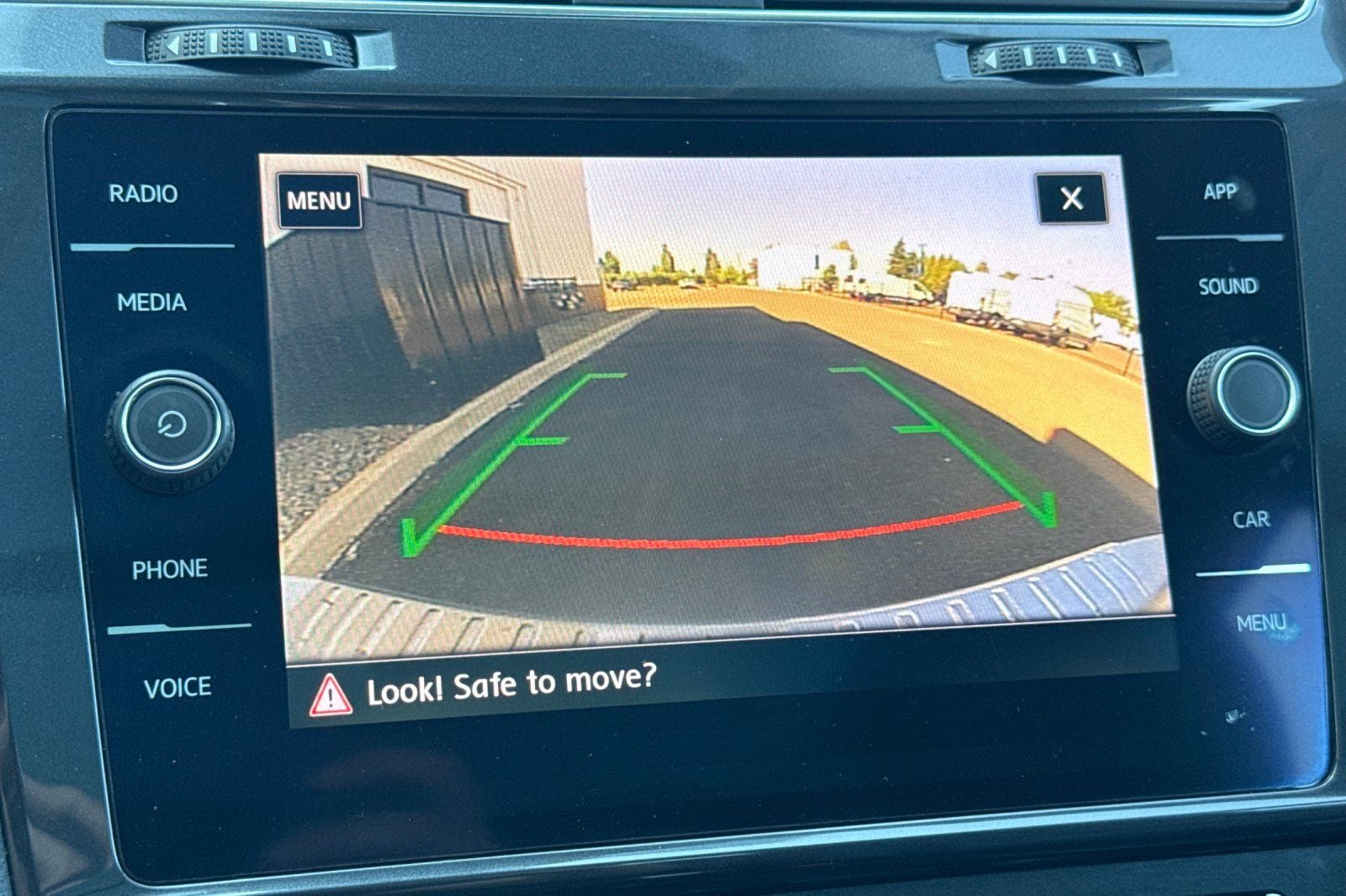 2019 Volkswagen Golf SportWagen S