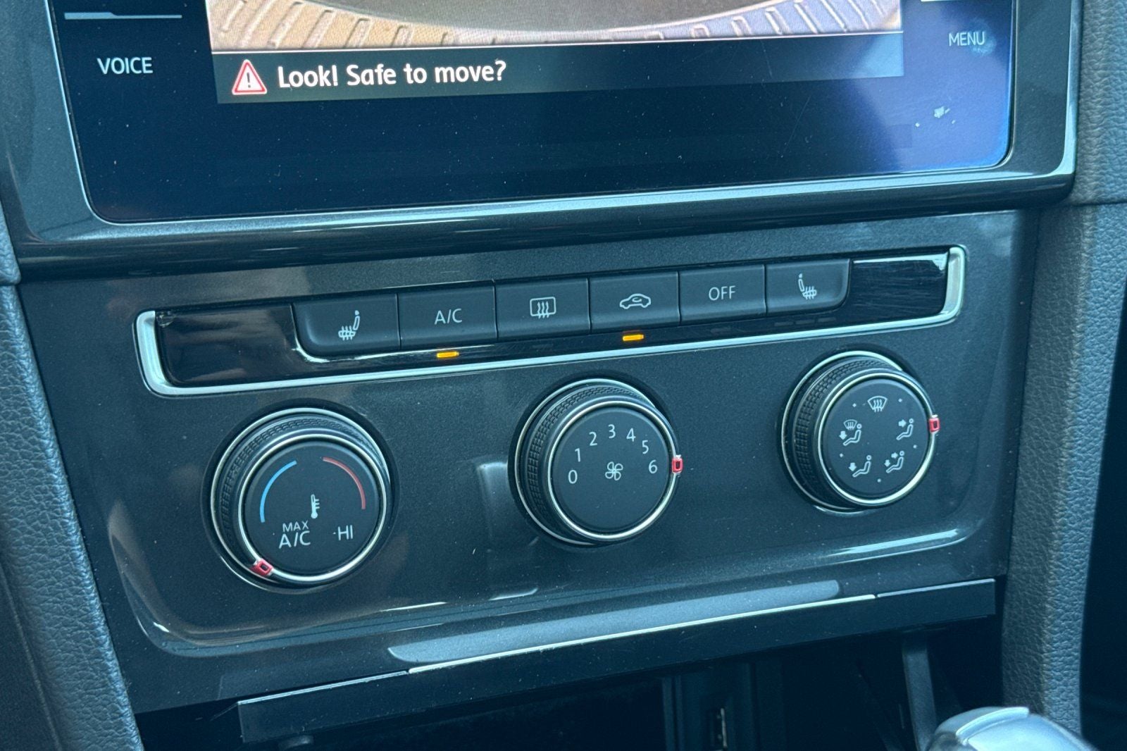 2019 Volkswagen Golf SportWagen S