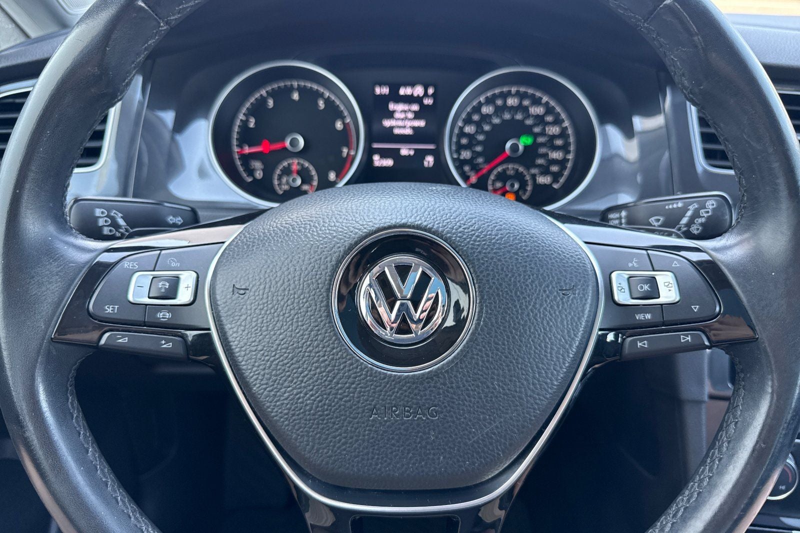 2019 Volkswagen Golf SportWagen S