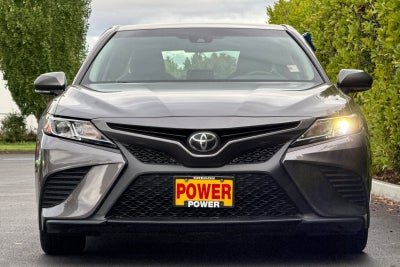 2020 Toyota Camry SE
