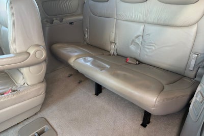 2004 Toyota Sienna XLE