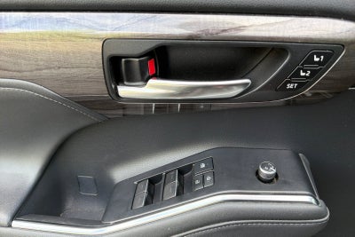 2021 Toyota Highlander Hybrid Platinum