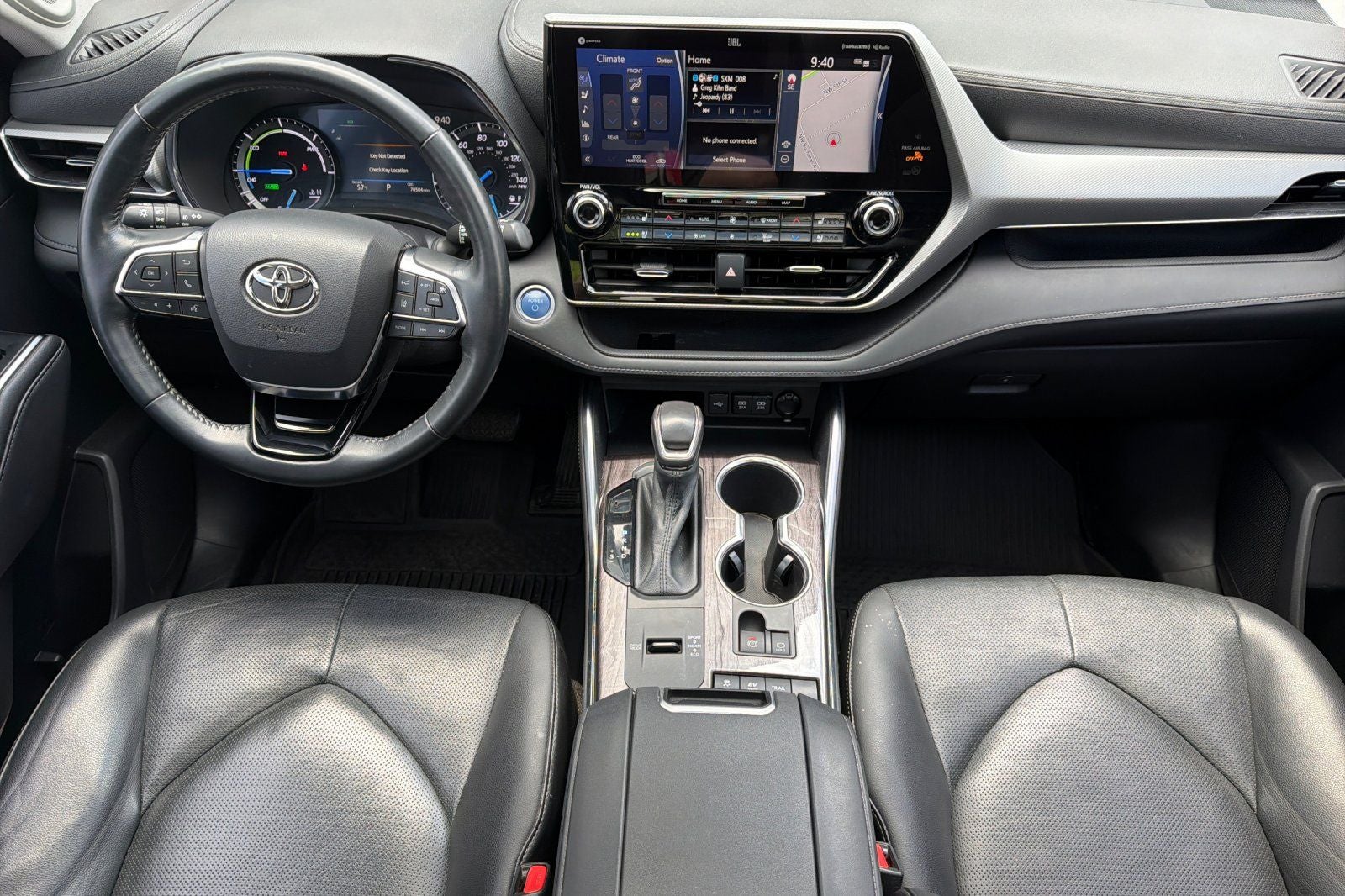 2021 Toyota Highlander Hybrid Platinum