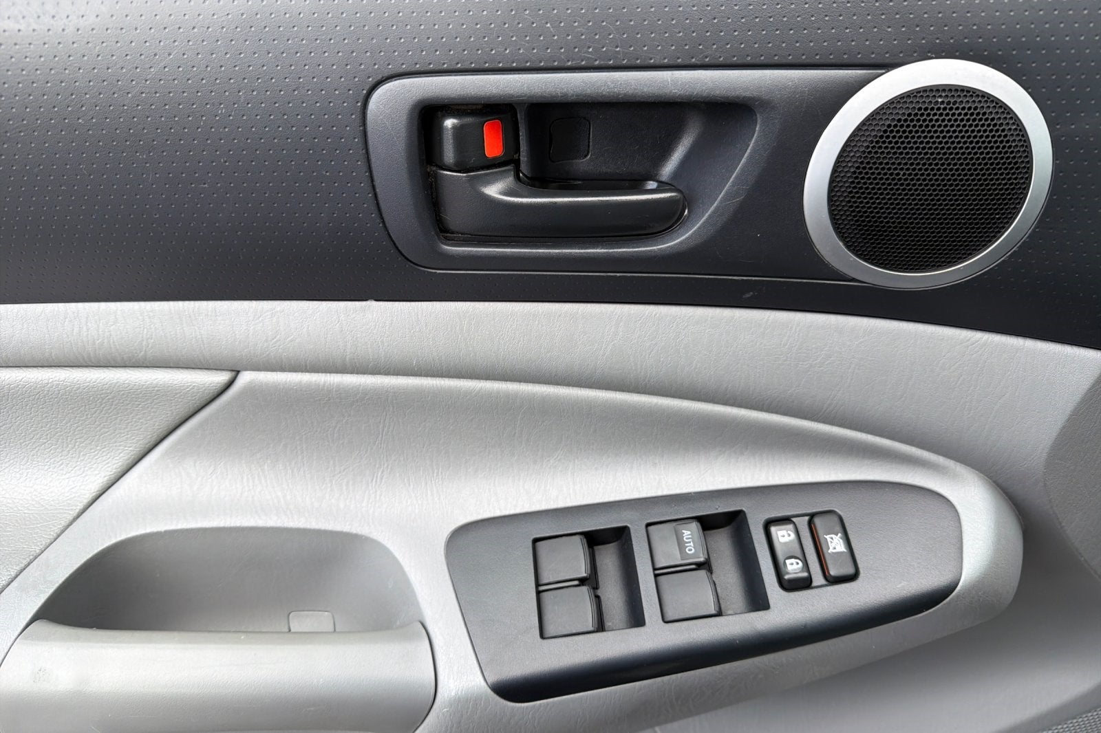 2014 Toyota Tacoma Base V6