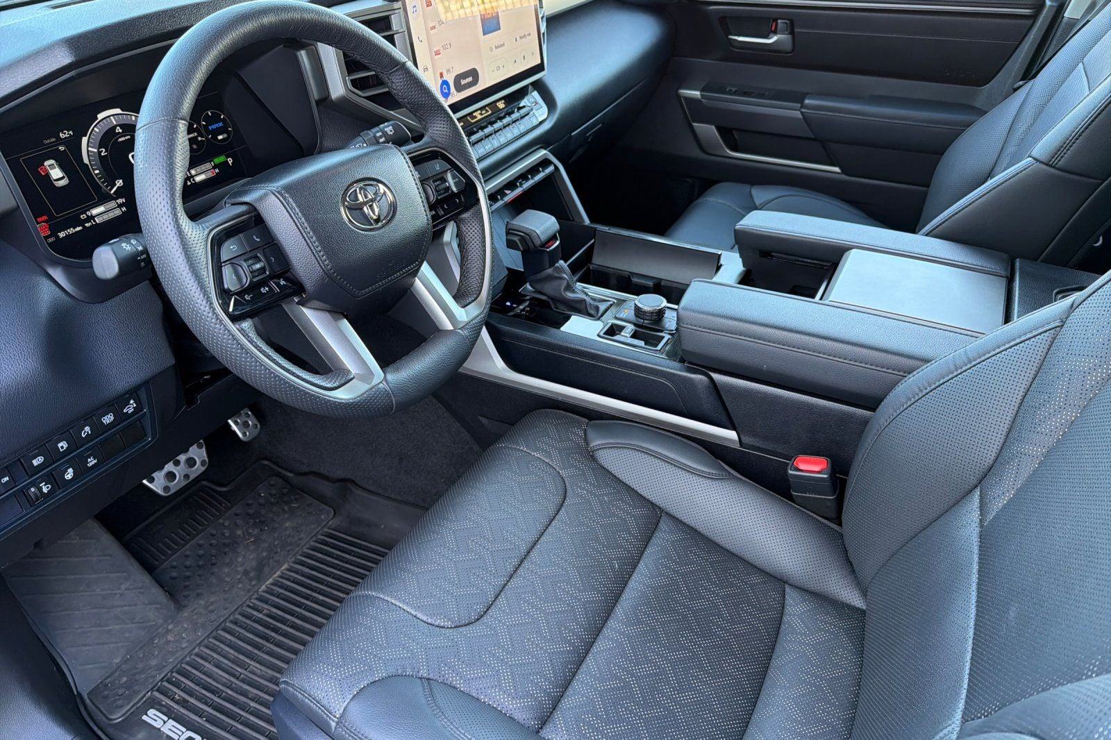 2024 Toyota Sequoia SR5