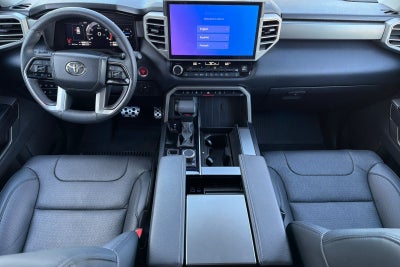 2024 Toyota Sequoia SR5