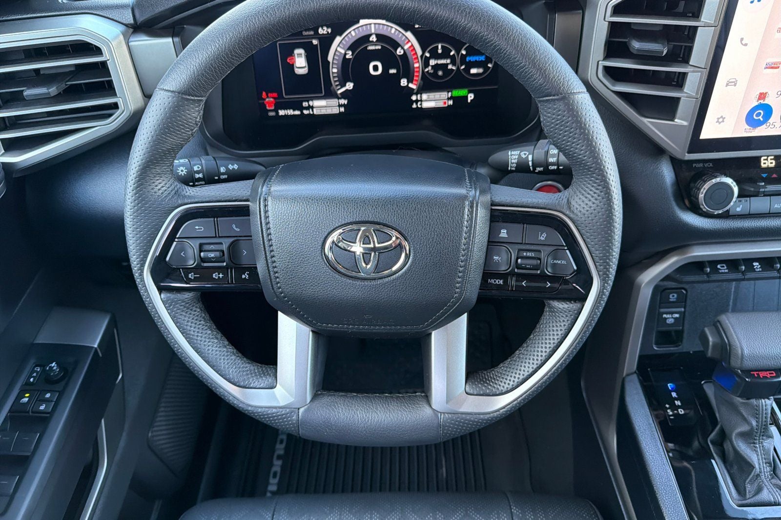 2024 Toyota Sequoia SR5