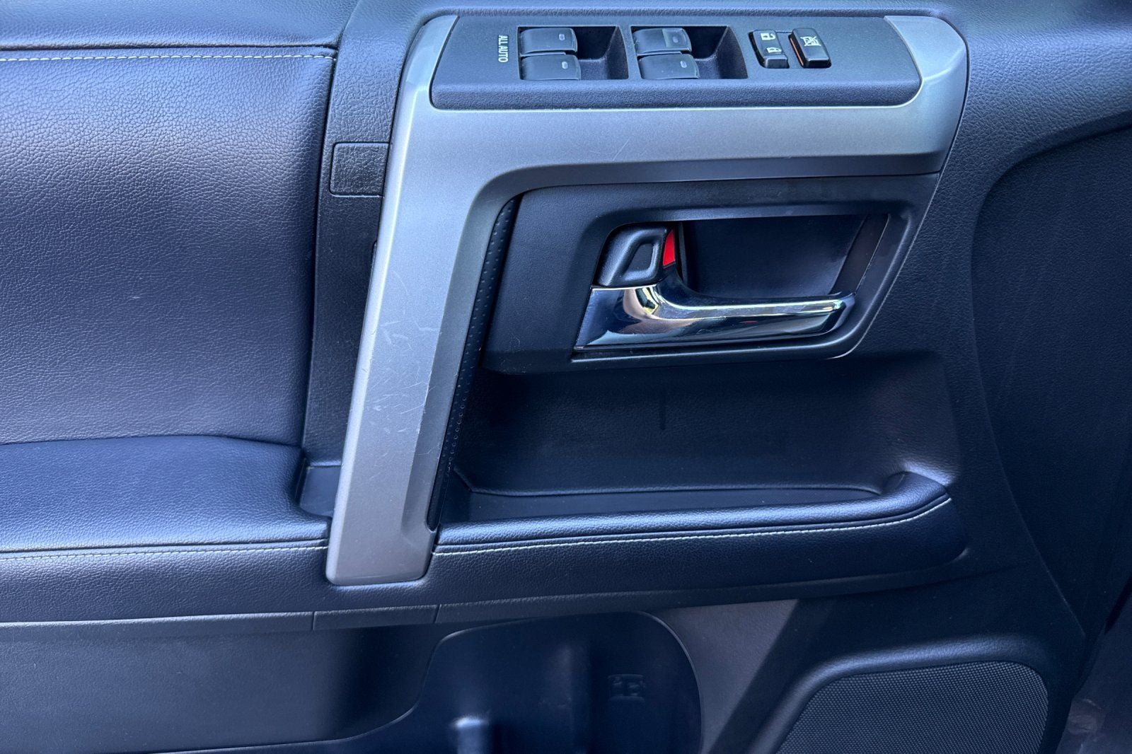 2019 Toyota 4Runner SR5 Premium 3rd Row Equipped!