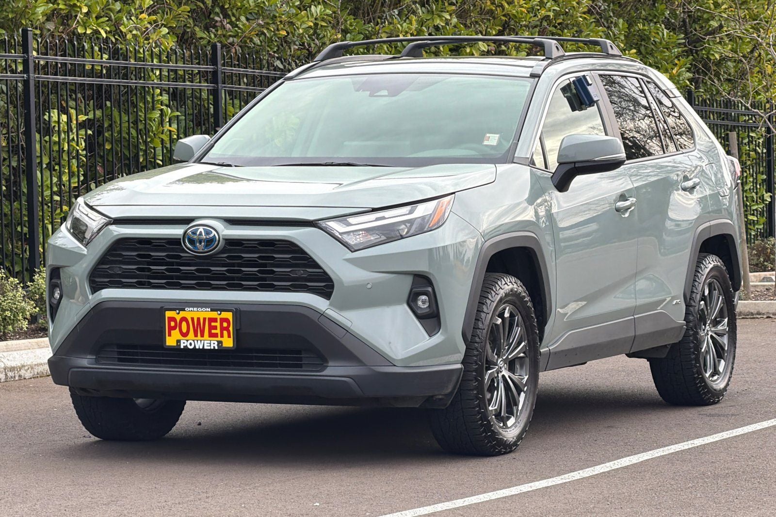 2023 Toyota RAV4 Hybrid XLE Premium