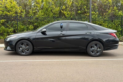2022 Hyundai Elantra Hybrid Blue