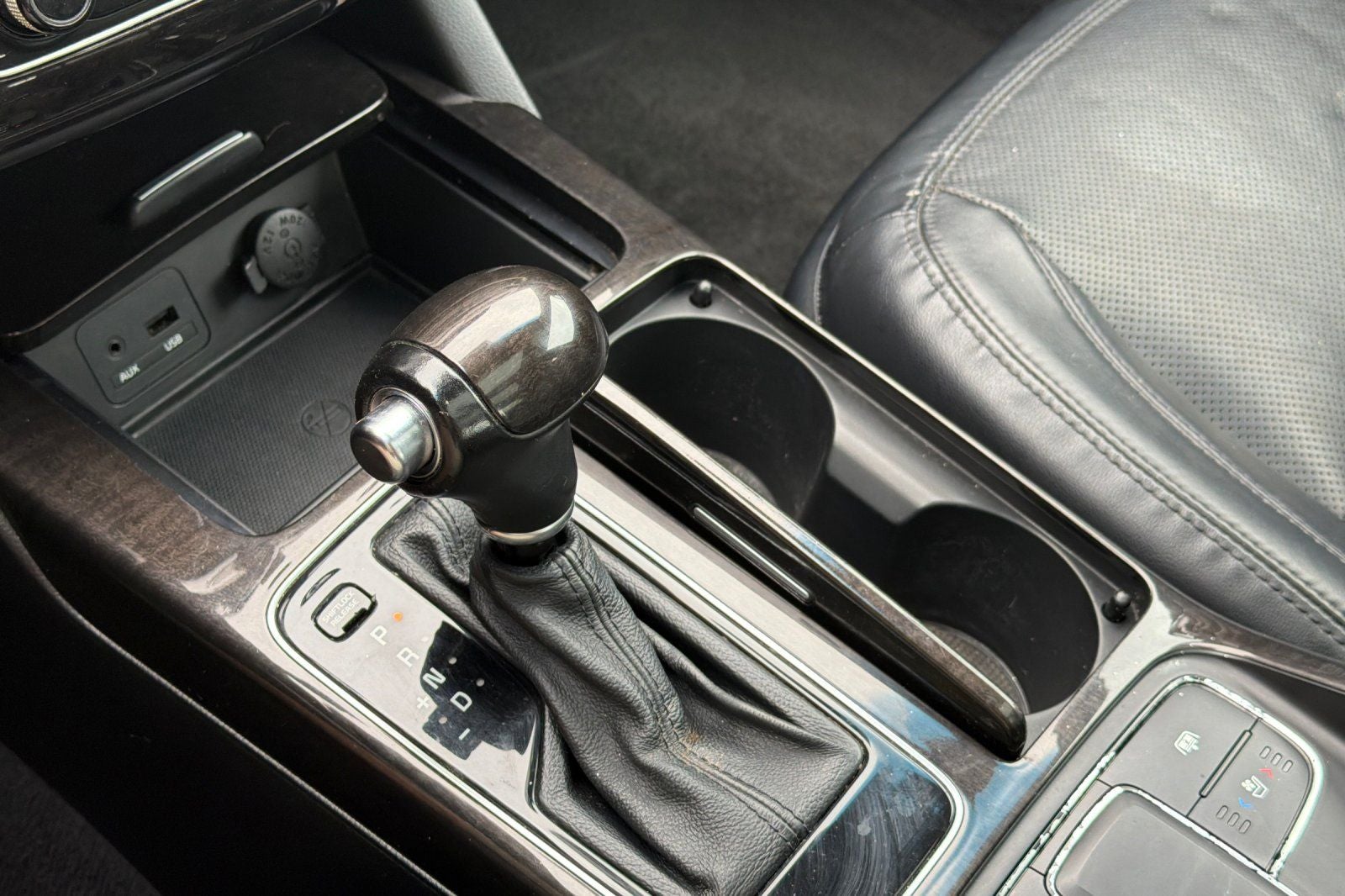 2015 Kia Cadenza Premium