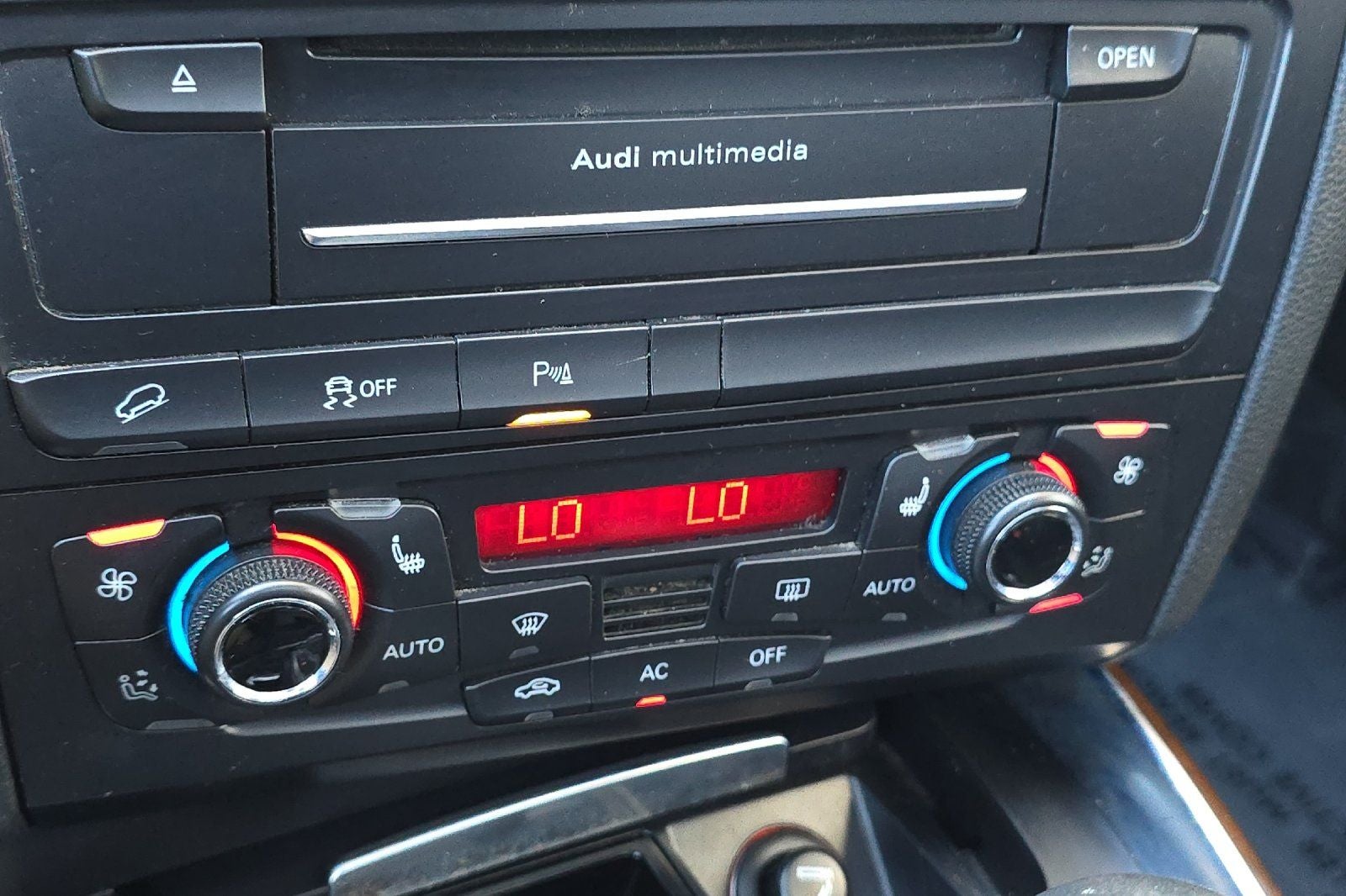 2011 Audi Q5 2.0T Premium quattro