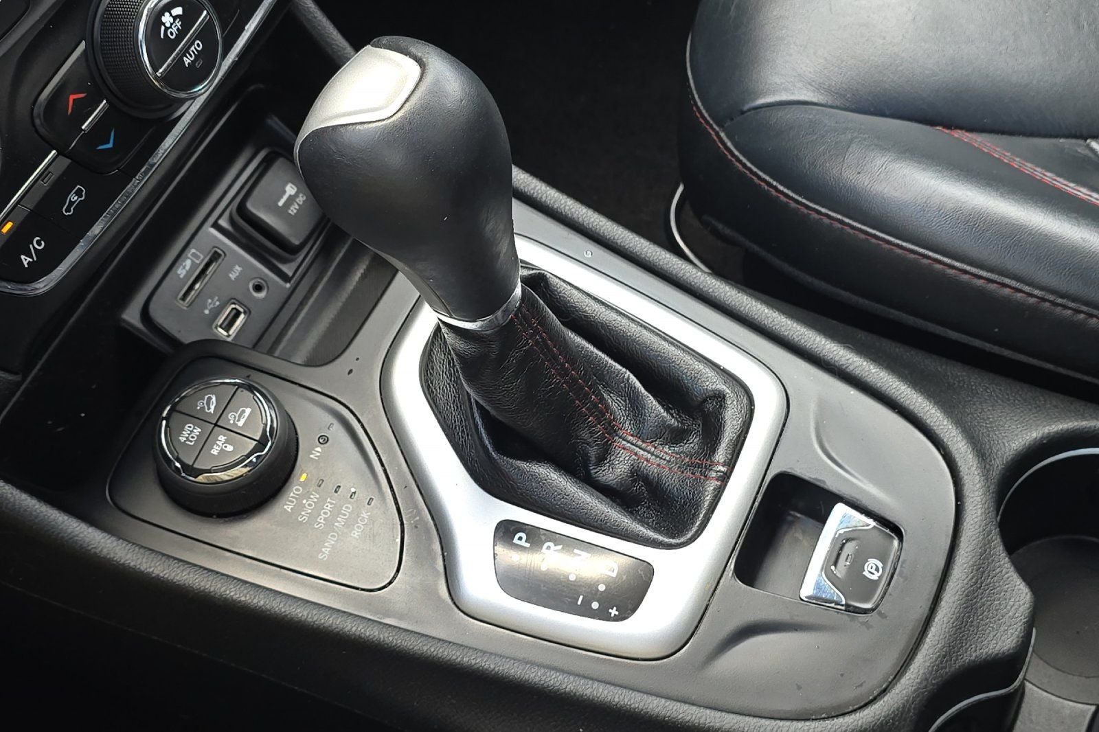2015 Jeep Cherokee Trailhawk