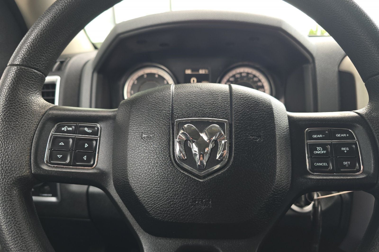 2018 RAM 1500 SLT